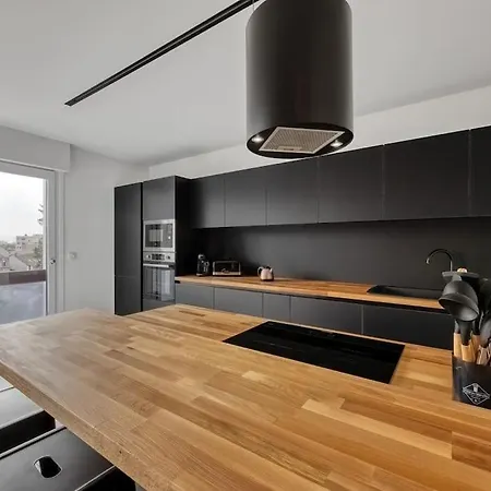 Zenbnb / Mont-blanc N°3 / Colocation / Tram 17 *